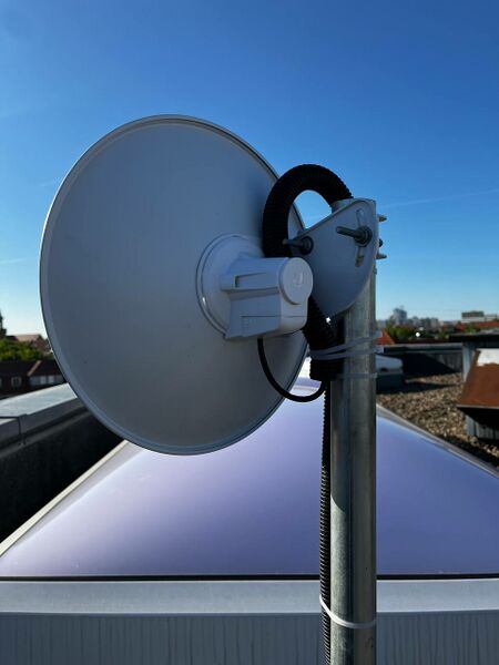 Datei:Izrd-ev-core uplink 1.jpg